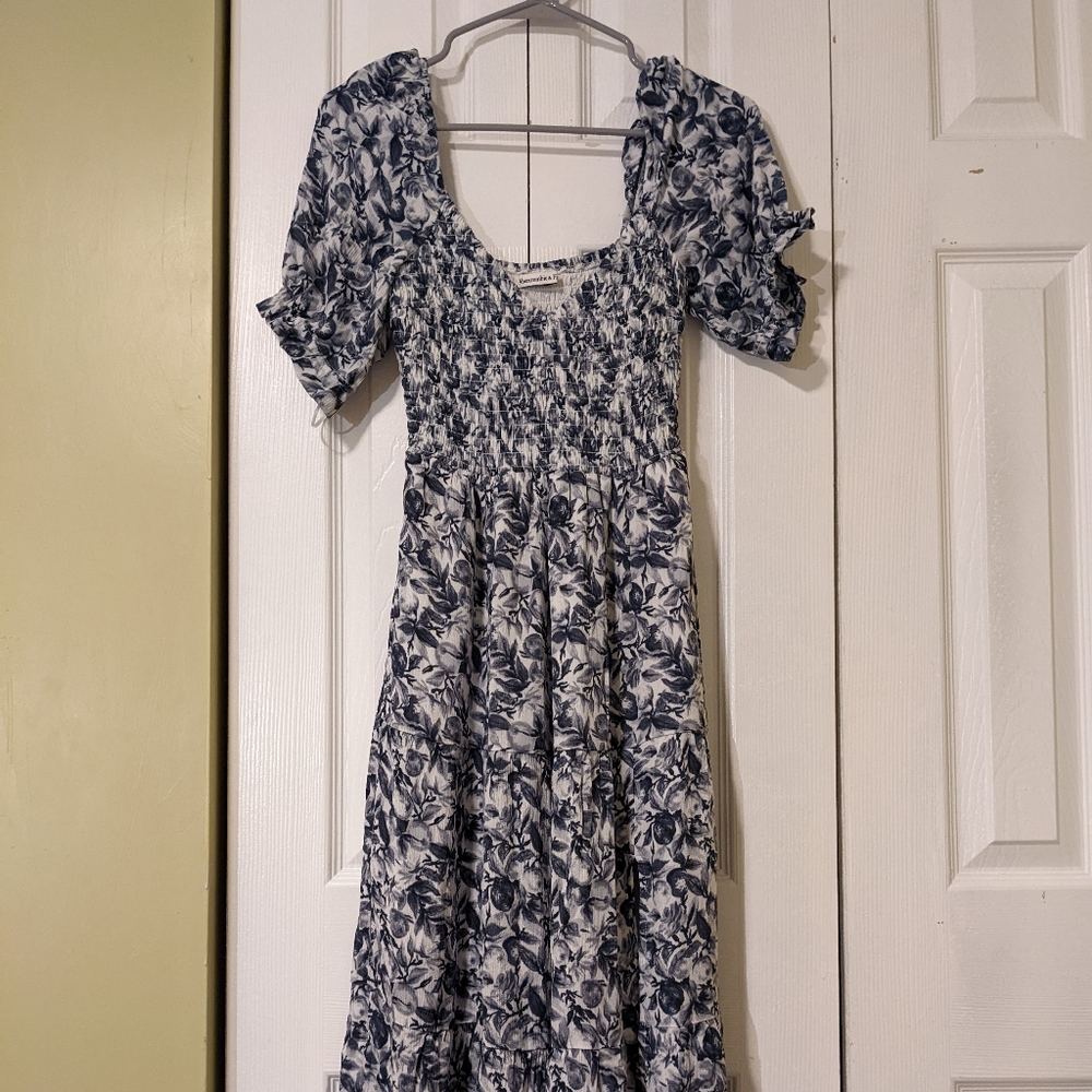 Floral smocked midi dress